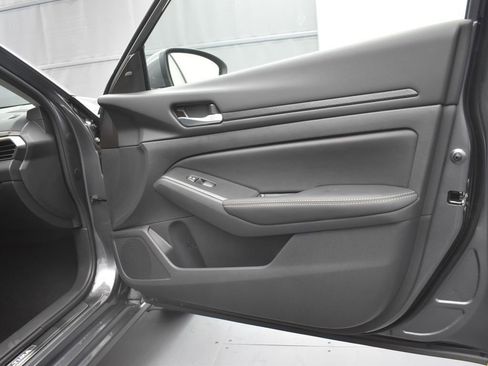 New 2025 Nissan Altima 2.5 SV w/ SV Special Edition Package image 25