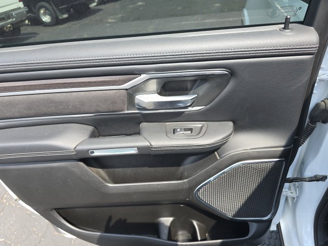 Used 2025 RAM 1500 Laramie AWD/4WD image 22