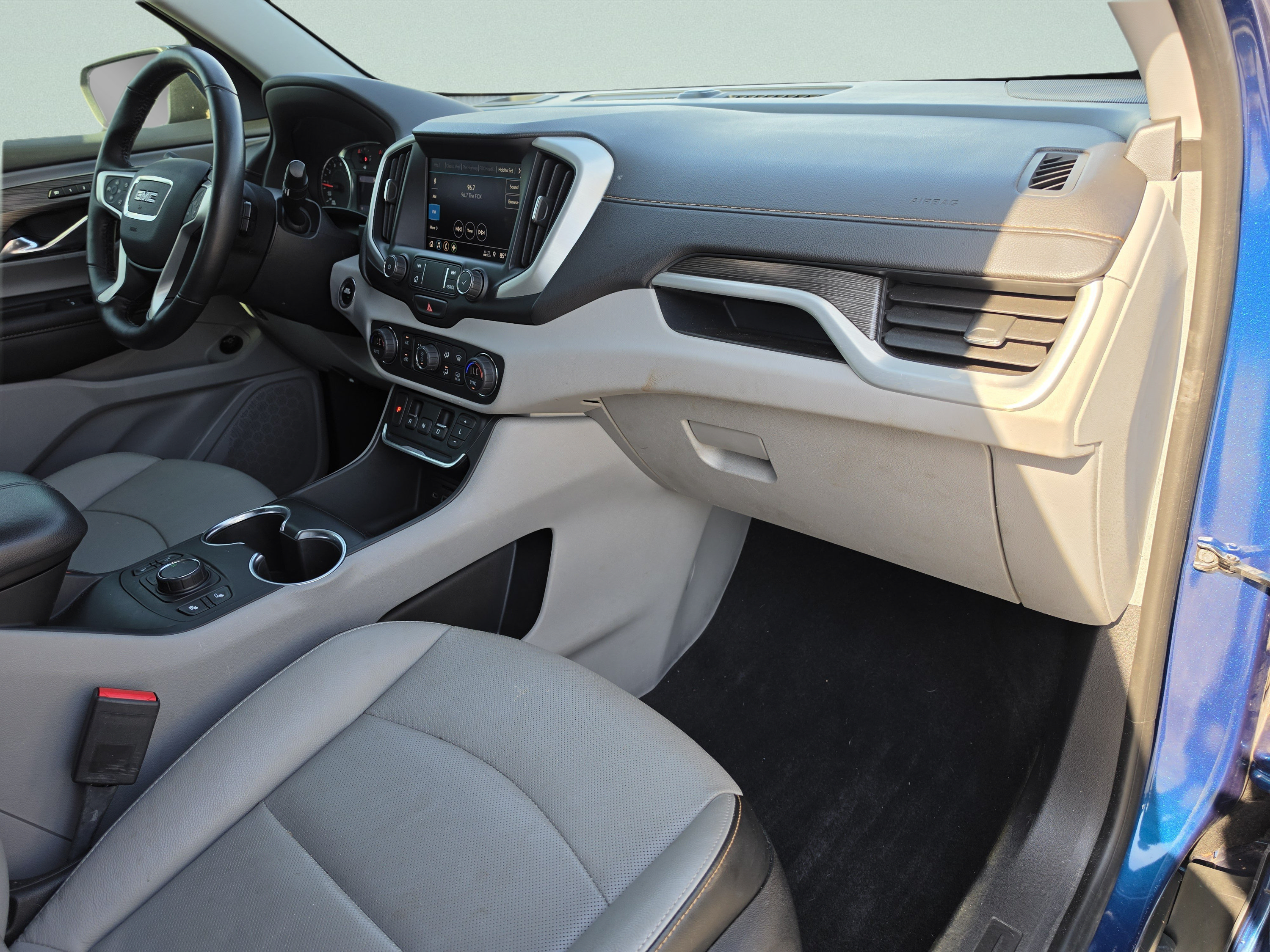 Used 2020 GMC Terrain SLT w/ Preferred Package FWD image 18