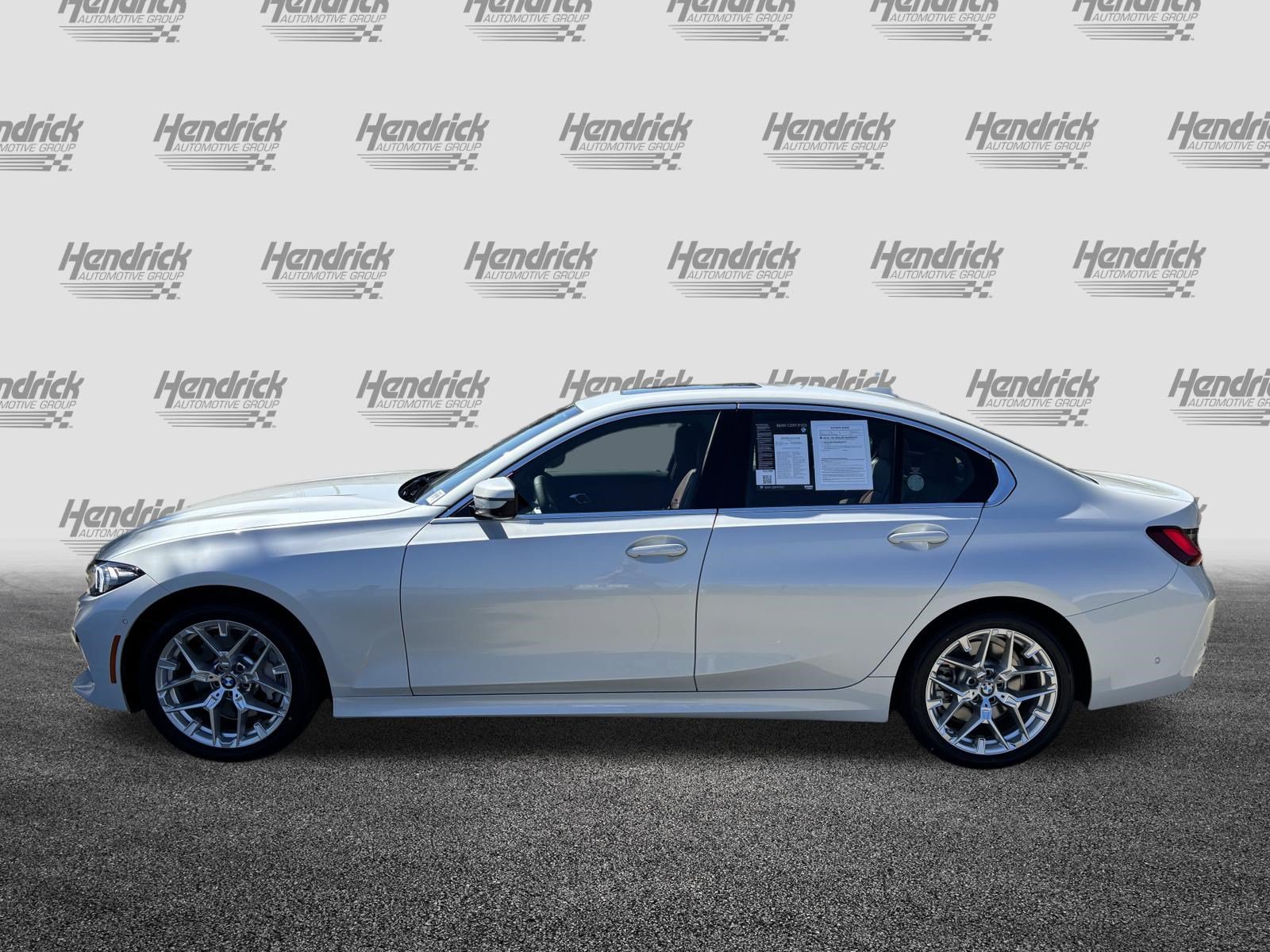 Certified 2025 BMW 330i Sedan RWD image 10