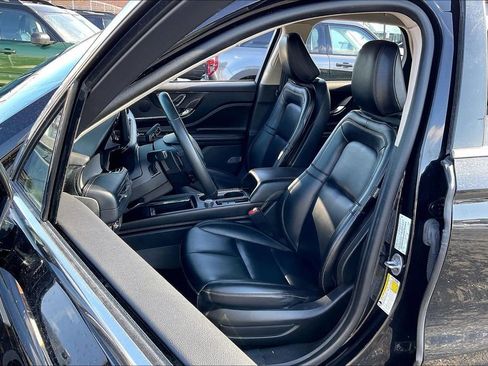 Used 2023 Lincoln Corsair Standard image 22