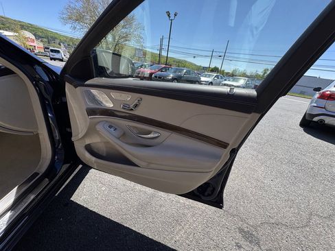 Used 2015 Mercedes-Benz S 550 4MATIC Sedan image 20
