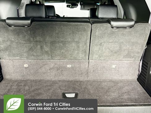 Used 2017 GMC Yukon SLT image 15