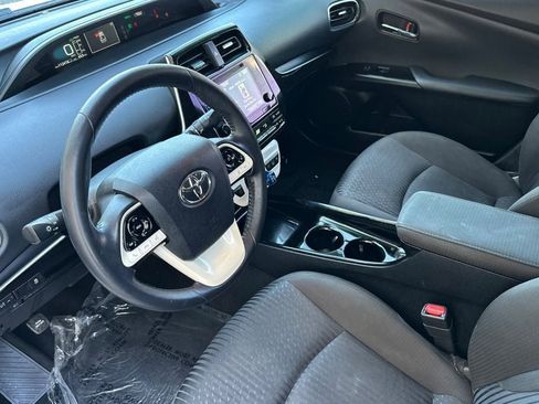 Used 2019 Toyota Prius Prime Plus image 7