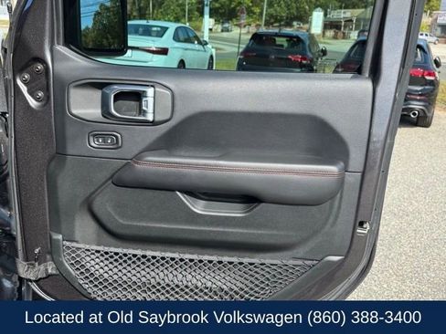 Used 2018 Jeep Wrangler Unlimited Rubicon image 28