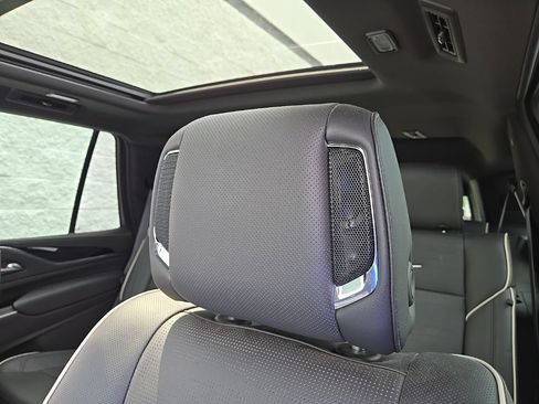 Certified 2023 Cadillac Escalade Sport w/ LPO, ONYX Package AWD/4WD image 20