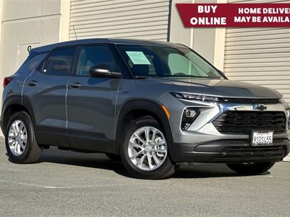 Used 2025 Chevrolet TrailBlazer LS w/ LS Convenience Package