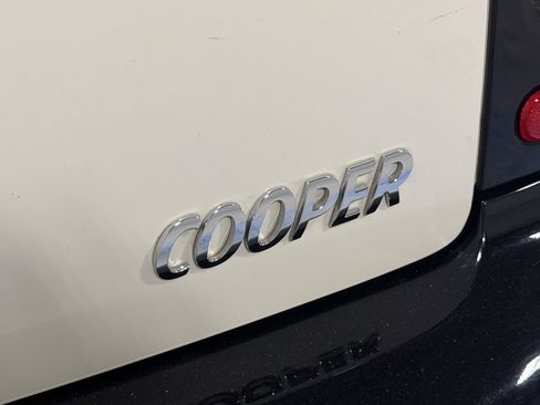 Used 2013 MINI Cooper Clubman FWD image 19