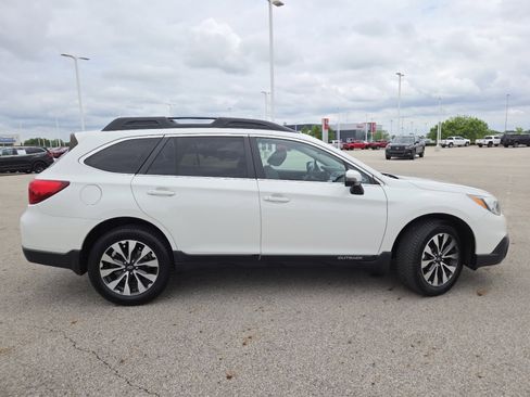 Used 2016 Subaru Outback 2.5i Limited AWD/4WD image 18