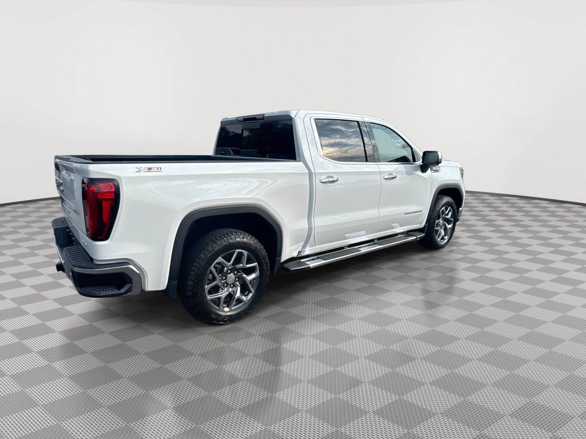 New 2026 GMC Sierra 1500 SLT w/ SLT Premium Plus Package AWD/4WD image 8