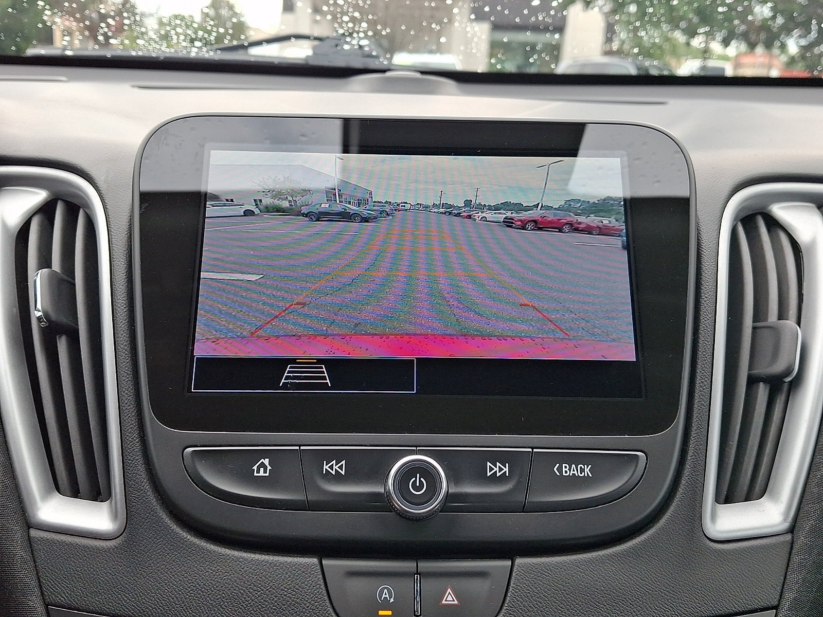 Used 2025 Chevrolet Malibu LT FWD image 17