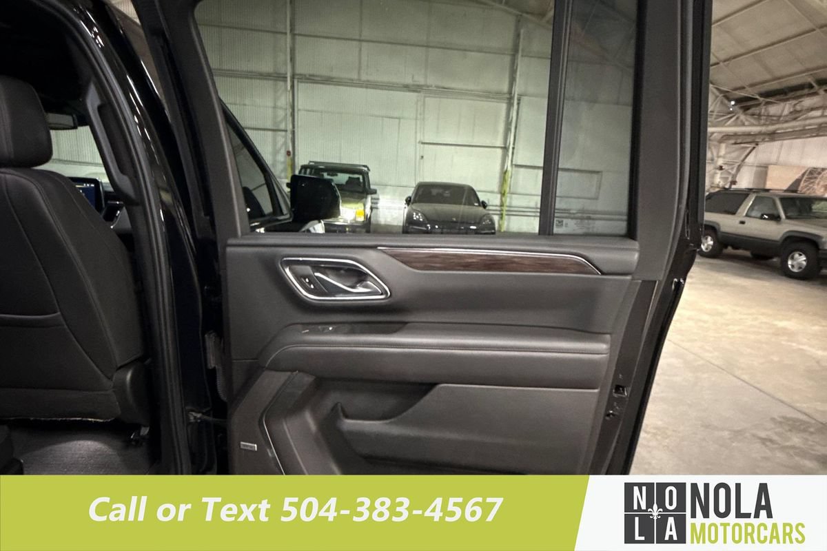 Used 2023 Chevrolet Suburban Z71 w/ Luxury Package AWD/4WD image 26