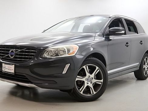 Used 2015 Volvo XC60 T6 w/ Proximity Package AWD/4WD image 2