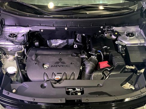 Used 2025 Mitsubishi Outlander Sport AWD image 28