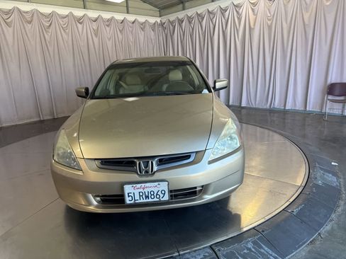 Used 2005 Honda Accord EX-L image 2