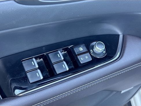 Certified 2025 MAZDA CX-5 Signature image 19