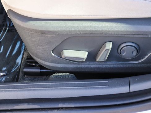 Used 2023 Hyundai Sonata Limited image 22