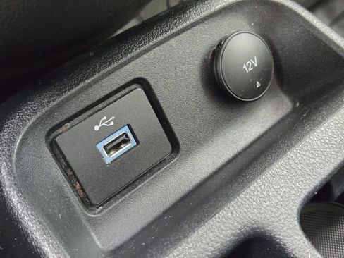 Used 2022 Ford Transit Connect XL image 21