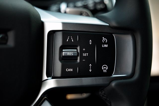 New 2026 Land Rover Discovery Limited Edition AWD/4WD image 45