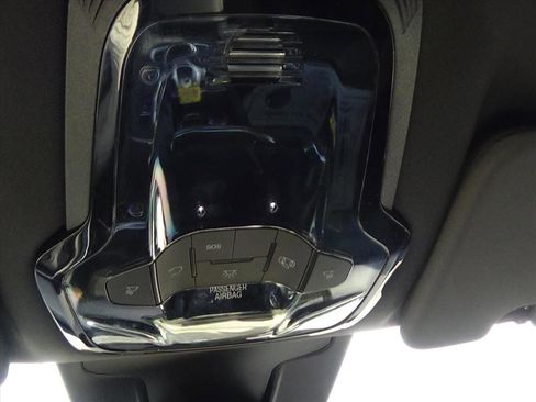 Used 2024 Alfa Romeo Stelvio Sprint image 28