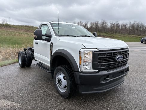 New 2026 Ford F550 4x4 Regular Cab Super Duty w/ Snow Plow Prep Package image 6