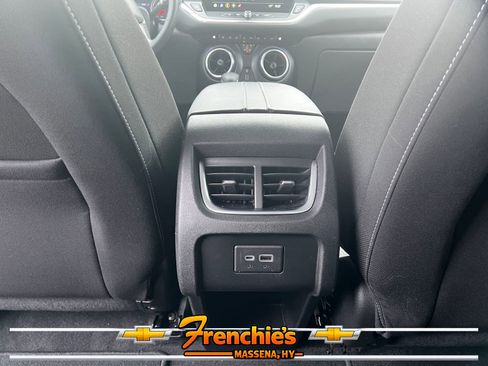 Used 2023 Chevrolet Blazer LT w/ Driver Confidence Package AWD/4WD image 8