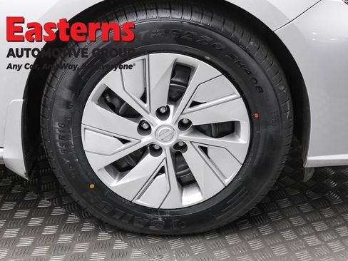 Used 2024 Nissan Altima 2.5 S image 31