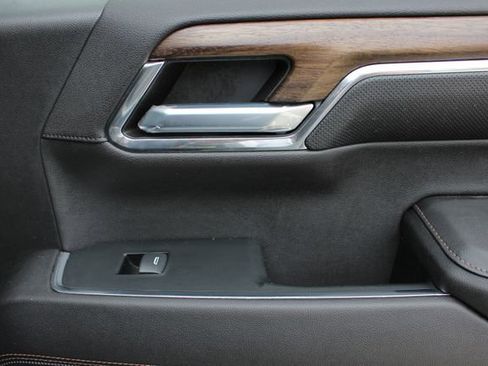 Used 2023 Chevrolet Silverado 1500 High Country w/ High Country Premium Package image 50