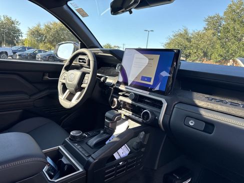 New 2024 Toyota Tacoma Limited AWD/4WD image 36