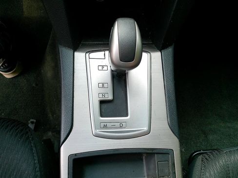 Used 2012 Subaru Outback 2.5i AWD/4WD image 36