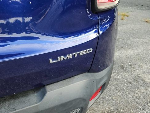 Used 2021 Jeep Renegade Limited AWD/4WD image 25