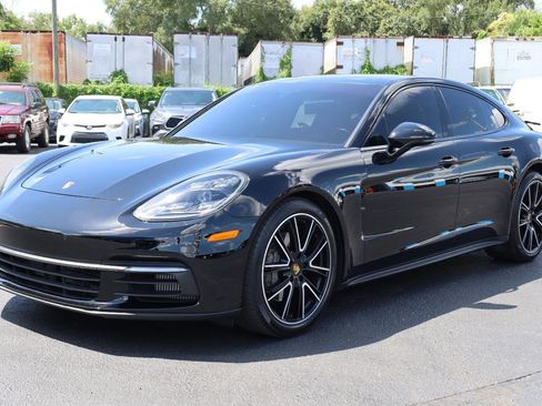 Used 2020 Porsche Panamera 4S image 3