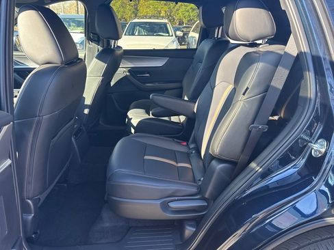 Certified 2025 MAZDA CX-90 3.3 Turbo w/ Premium Plus Pkg image 25