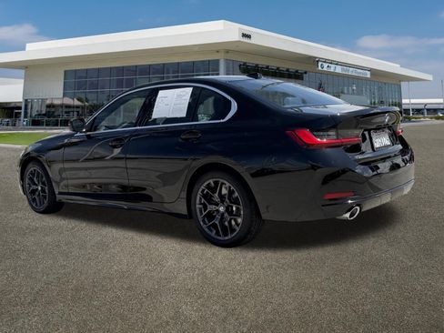 Used 2025 BMW 330i Sedan w/ Premium Package RWD image 7