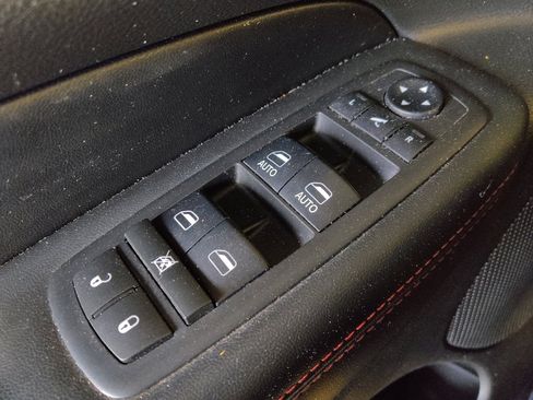 Used 2018 Jeep Grand Cherokee Trailhawk w/ Trailhawk Luxury Group image 27