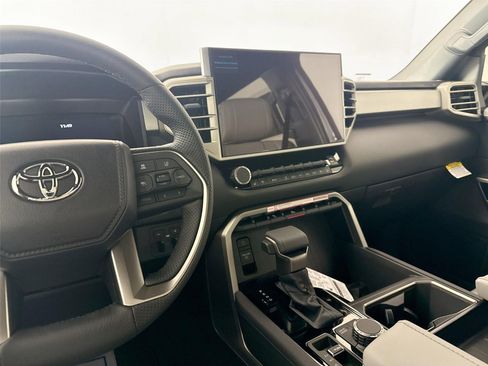 New 2026 Toyota Tundra Limited AWD/4WD image 34