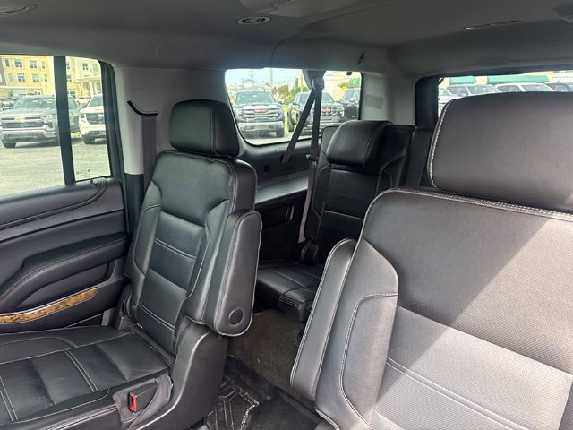 Used 2016 GMC Yukon XL Denali w/ Open Road Package AWD/4WD image 10