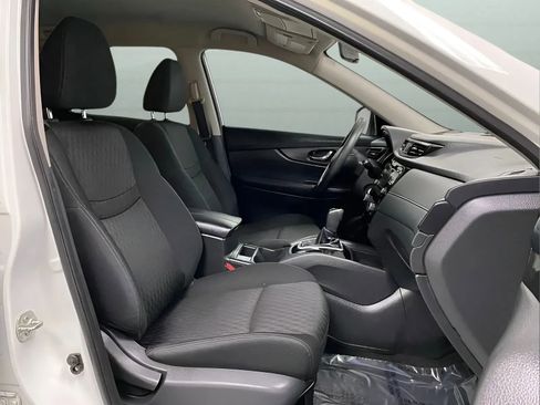 Used 2017 Nissan Rogue S FWD image 14