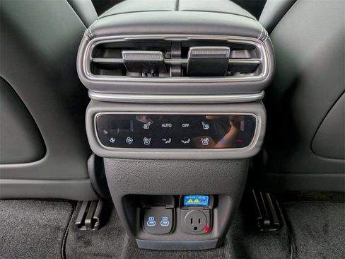 New 2026 Genesis GV80 3.5T e-SC image 27