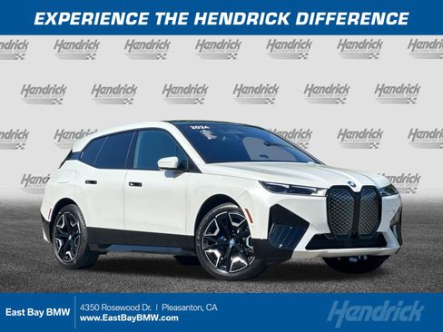Used 2024 BMW iX xDrive50 w/ Sport Package AWD/4WD image 1