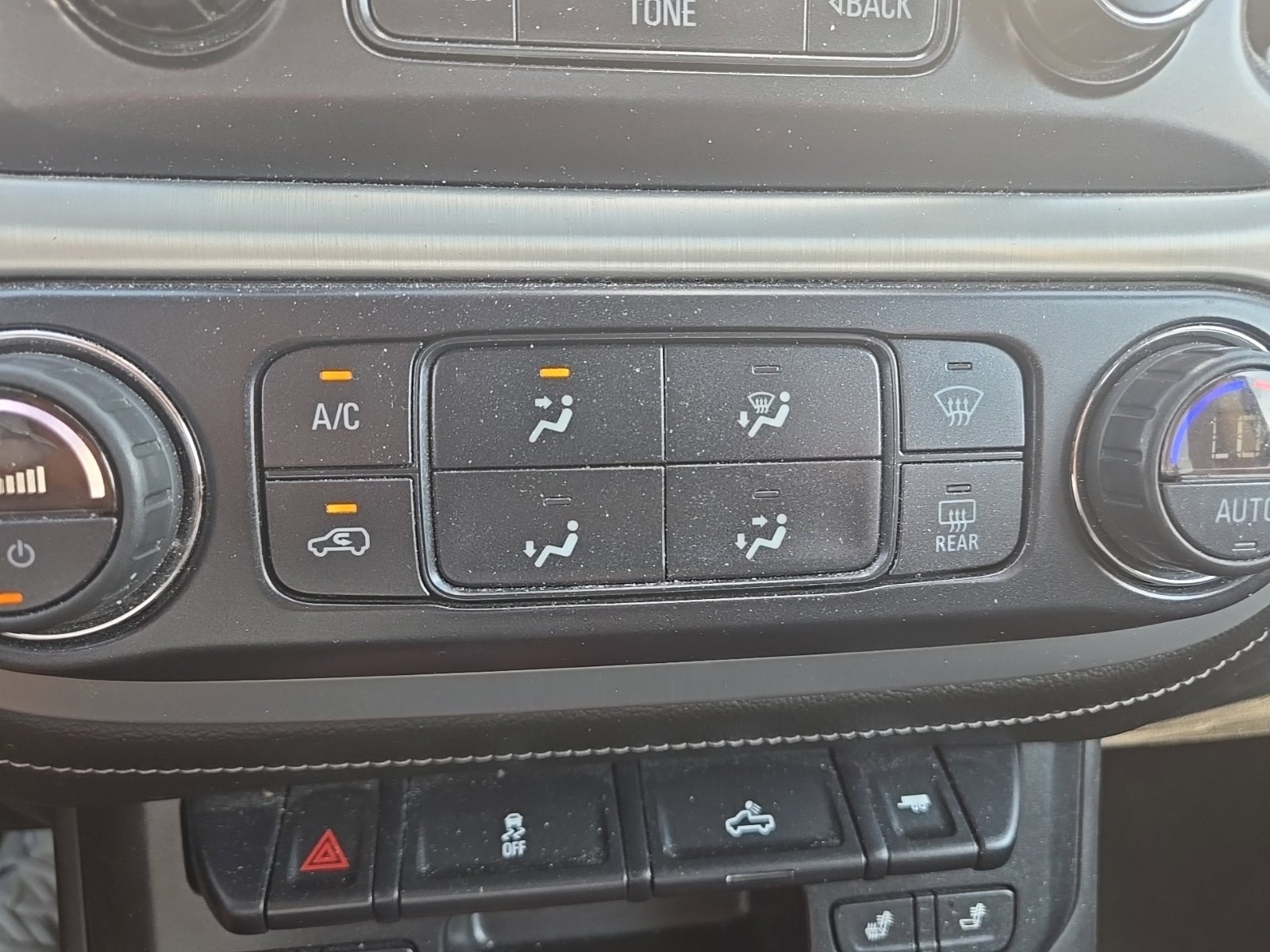 Used 2016 GMC Canyon SLT RWD image 16