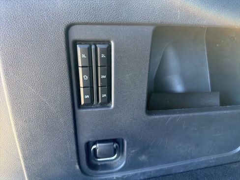 Used 2024 Ford Expedition Max XLT image 21