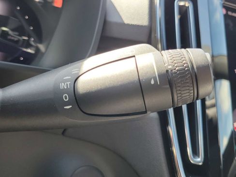 Used 2023 Volvo XC40 Recharge Plus AWD/4WD image 24
