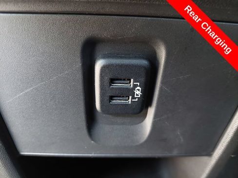 Used 2018 Chevrolet Traverse LT AWD/4WD image 21