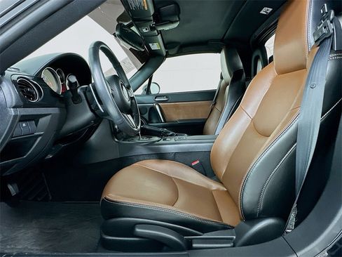 Used 2015 MAZDA MX-5 Miata Grand Touring w/ Premium Package image 9