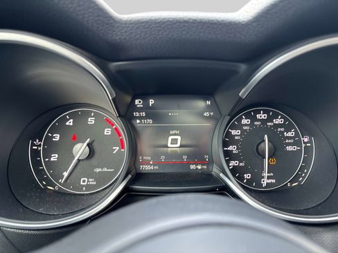 Used 2018 Alfa Romeo Stelvio Ti Sport image 29