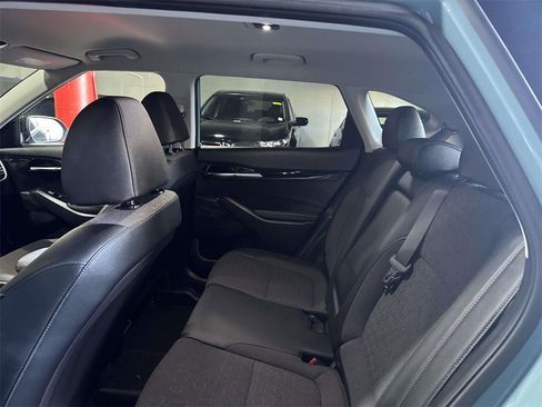 Used 2025 Kia Seltos S image 11