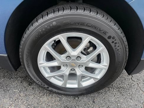 Used 2024 Chevrolet Equinox LT w/ Driver Convenience Package AWD/4WD image 35