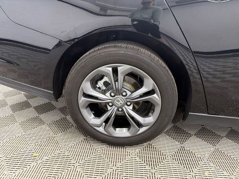 Used 2023 Honda Accord EX image 18