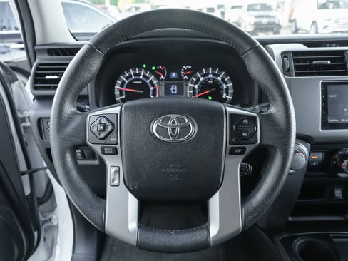 Used 2018 Toyota 4Runner SR5 RWD image 19